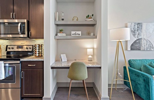 Memorial Apartment | CHIC MODERN APT | MEMORIAL CITY | 15min to GALLERIA | IDEAL FOR LONG TERM STAY