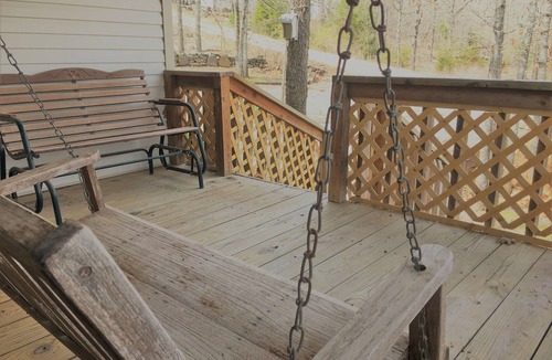 Cookson House | Chicken Creek Casa at Lake Tenkiller! HUGE LOT IN WOODED AREA CLOSE TO LAKE
