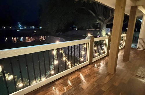 Downtown Historic House | Christmas on Cane River - Watch Fireworks from Boat Dock or Walk to Festival