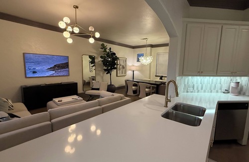 Cityplace House | CityPlace Townhome in Dallas -2 bedroom and 2.5 Bathroom