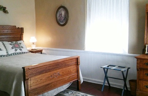 Dripping Springs Bed & Breakfast | Clara's house at Homestead B&B
