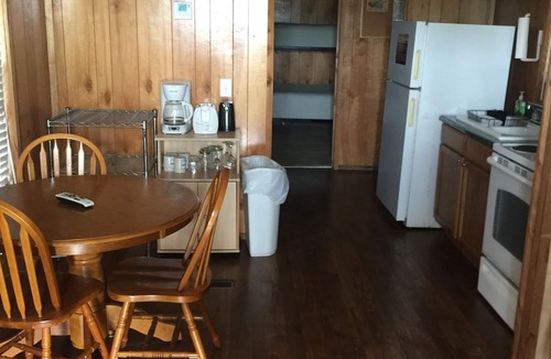 Boothville-Venice Cabin | "Clean/Maintained Fully Furnished Lodging"-Redfish