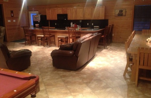 Boothville-Venice Cabin | "Clean/Maintained Fully Furnished & Luxurious LODGE"-Blue Marlin Lodge