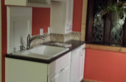 Westwood Apartment | Clean, safe & Quiet