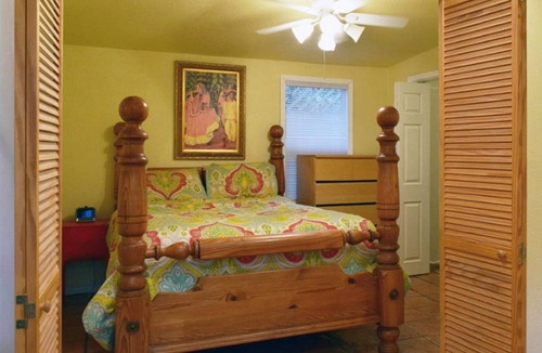 Neartown Cottage | Close to downtown, great restaurants, wine bars, universities and Med Center