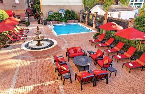 Faubourg Lafayette Resort | Club Wyndham Avenue Plaza