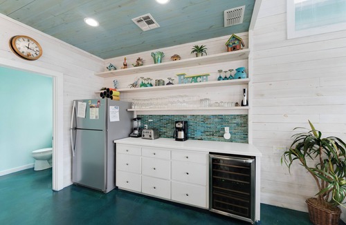 Port Aransas House | Come and play at our Blue Hawaiian Beach house! Close to the beach! The perfect
