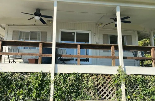 Torbert House | Come fish and enjoy the breeze off the lake!