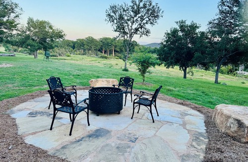 Comfort Cottage | Comfort Acres on the Guadalupe River Ranch (secluded) House and Small Party Barn