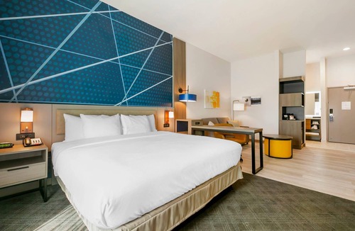 Bayou Cane Hotel | Comfort Inn & Suites Houma