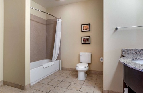 Scott Hotel | Comfort Inn & Suites Scott-West Lafayette