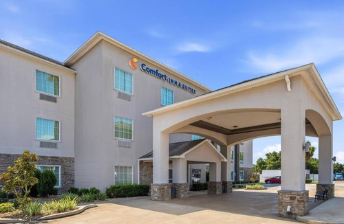 Scott Hotel | Comfort Inn & Suites Scott-West Lafayette