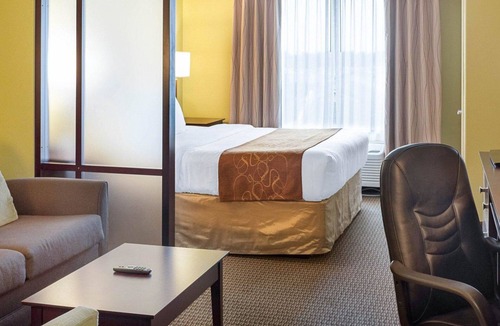 Harvey Hotel | Comfort Suites Harvey - New Orleans West