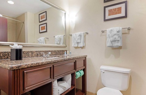 West Dallas Hotel | Comfort Suites West Dallas - Cockrell Hill