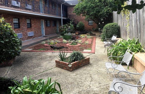 Beauregard Town Historic District Condo | Comfortable and Quiet Condo in Perfect LSU/Downtown Area
