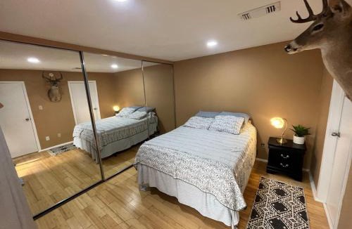 Lake Jackson Apartment | Comfortable Condo Near Major Plants & Beach