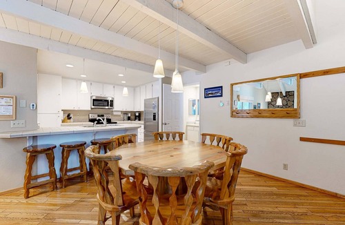 Tennis Village House | Comfortable condo with shared pool, SHARC passes, trails, and more!