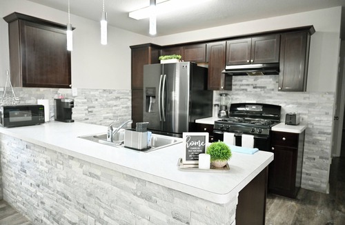 Southside House | Comfortable & Private Home Perfect for Families & Business Travelers!
