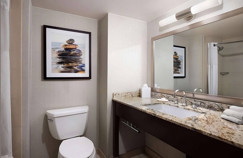 South Redondo Hotel | Comfortable, Spacious & Pet-Friendly! Balcony Close to South Bay Ocean!