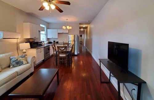Lower Ninth Ward House | Comfy St. Claude Ave Apt Sleeps 4