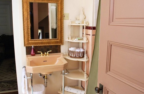 Hammond House | Commanders Quarters Historic Home in Hammond – Sleeps 18