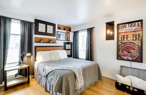 Knox - Henderson House | Contemporary Dallas Condo w/Pool Access!