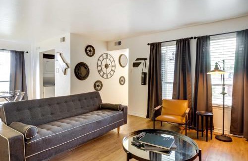 Knox - Henderson House | Contemporary Dallas Condo w/Pool Access!