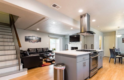 White Rock Hills House | Contemporary home with a private pool nestled in the heart of East Dallas