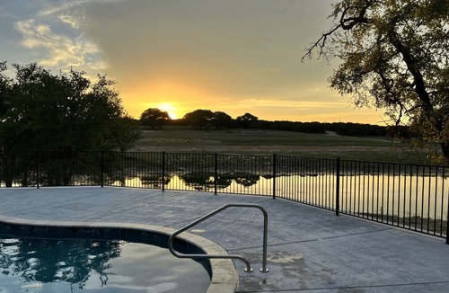 Nemo House | Contemporary Waterfront Ranch Villa at Twin Canyons Longhorn Ranch
