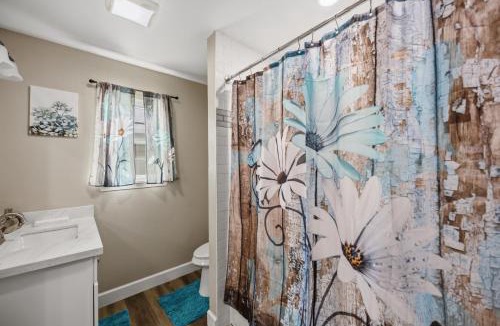Alvin Apartment | Cool Cozy Comfort