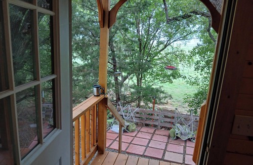 Corn Cabin | Corn Creek Cabin - A little slice of heaven!
