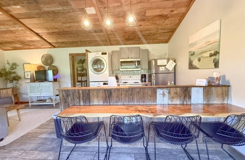 Newnata Cabin | Cottage at the Creek ~ On S. Sylamore