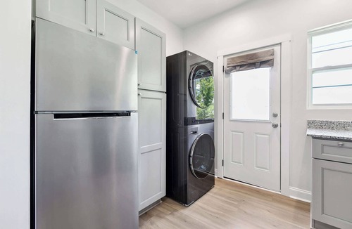 Main Street Historic District Apartment | Cottage Vibes in the City - 1BD, 2nd Floor