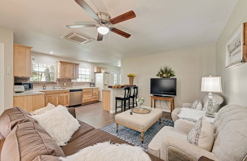 Wills Point Apartment | COUNTRY CASTLE !Quiet & Cozy 1BR Apartment – minutes away from Canton Trade Days