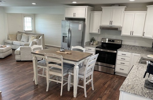Rayne House | Country Cottage in Roberts Cove