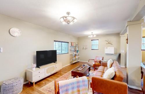 Chappell Hill House | Countryside Charmer w/Fire Pit in Washington!