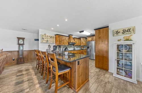 Lockesburg House | Couples Retreat at Silver Ridge