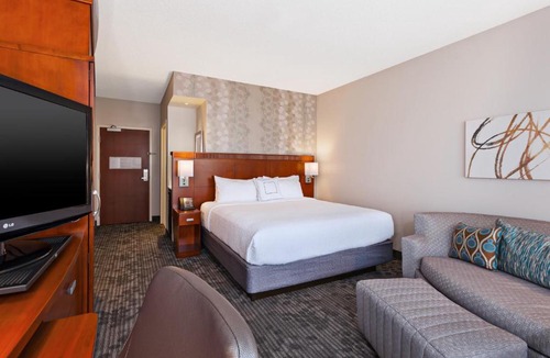 Fort Smith Hotel | Courtyard by Marriott Fort Smith Downtown