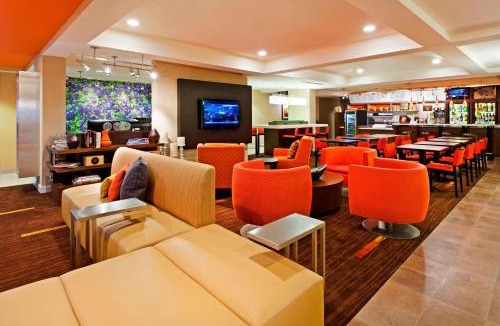 Shearer Hills - Ridgeview Hotel | Courtyard by Marriott San Antonio Airport/North Star Mall