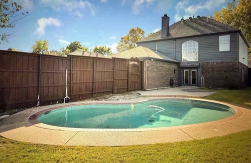 Frisco House | Cowboys Frisco Oasis HotTub Pool PingPong Sleeps 16
