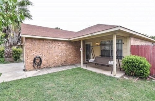 Fort Worth House | Cowtown Casa ~ Stockyards, Fort Worth TX ~