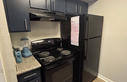 Braeswood Place Apartment | Cozy 1-bedroom apartment in Prime Location!