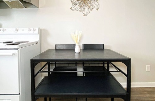 Old Town Condo | Cozy 1-bedroom condo with WiFi, AC in charming Bay St. Louis