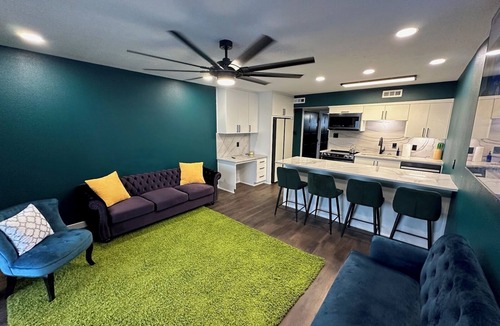 Port Arthur Condo | Cozy 1-Bedroom Condo Penthouse in welcoming Port Arthur