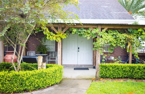 Harvey House | Cozy 1-bedroom guest suite in the safest subdivision! 15min from New Orleans