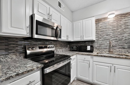 Lake Highlands Apartment | Cozy 2 Bed 2 Bath Getaway | The Paxton