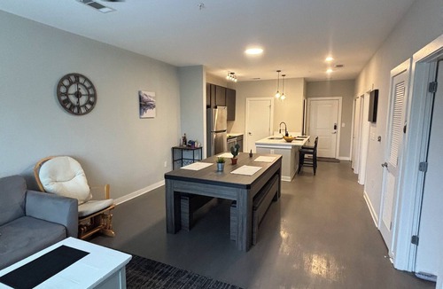 South Lamar Condo | Cozy 2-bedroom condo with AC in brilliant Austin location