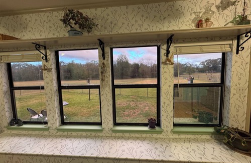 Milton Cottage | Cozy 2-bedroom cottage with AC in welcoming Lafayette