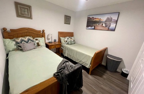 Behrman House | Cozy 2-bedroom house in beautiful New Orleans with AC, WiFi