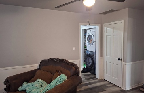 Ada House | Cozy 2-bedroom house in quaint Ada. Perfect for traveling workers.